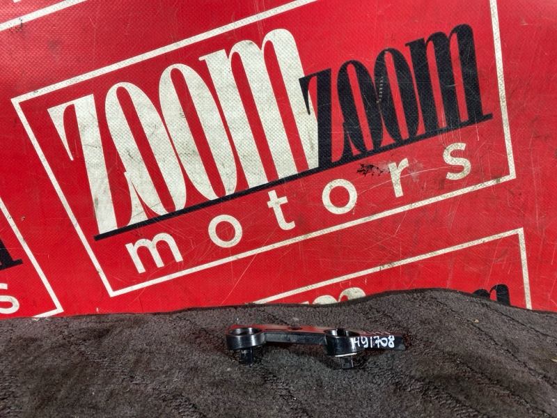 Кронштейн бампера, 1900 рублей, Солонцы