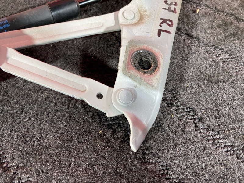 Петля крышки багажника, 1900 рублей, Солонцы