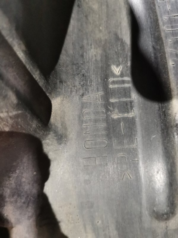 Подкрылок, 300 рублей, Красноярск