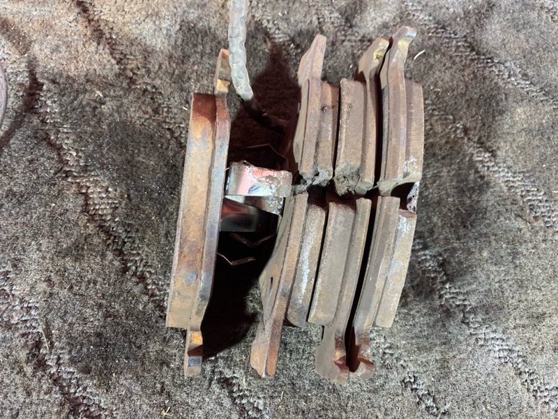 Колодки тормозные, 1200 рублей, Солонцы