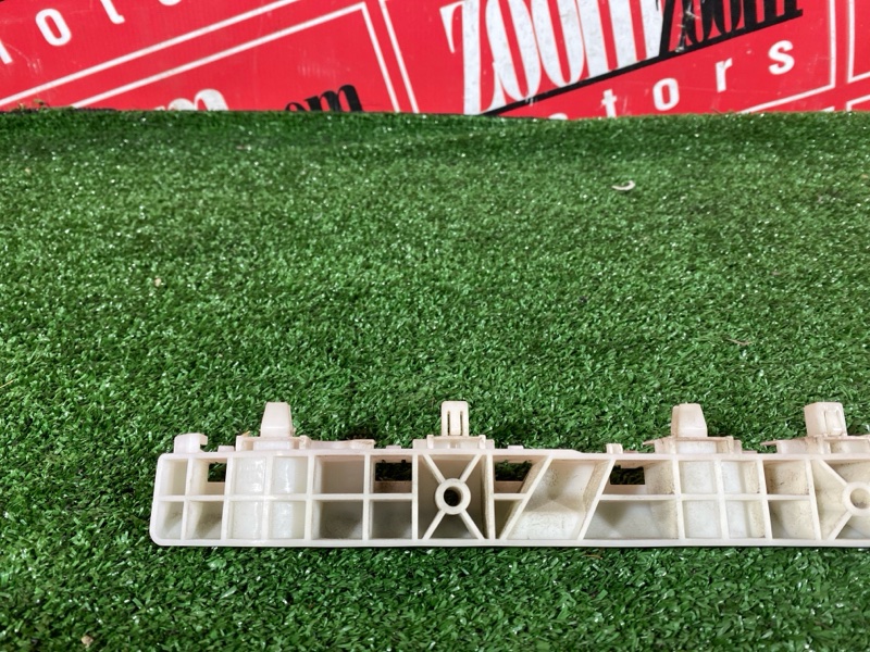 Кронштейн бампера, 1000 рублей, Солонцы