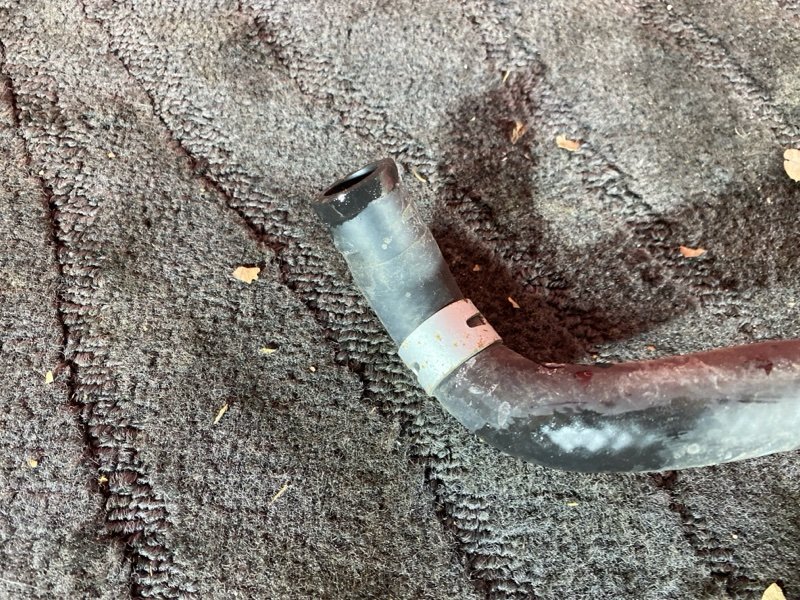 Патрубок радиатора, 1900 рублей, Солонцы