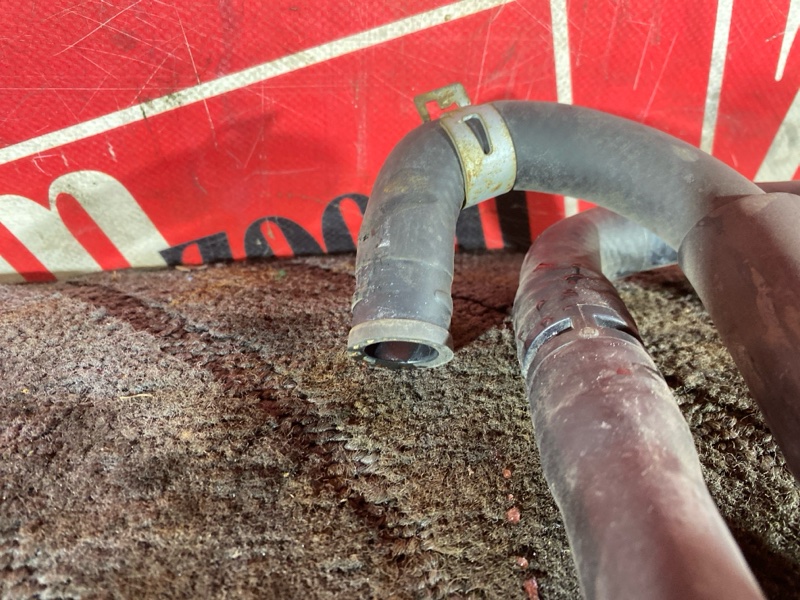 Патрубок радиатора, 1900 рублей, Солонцы