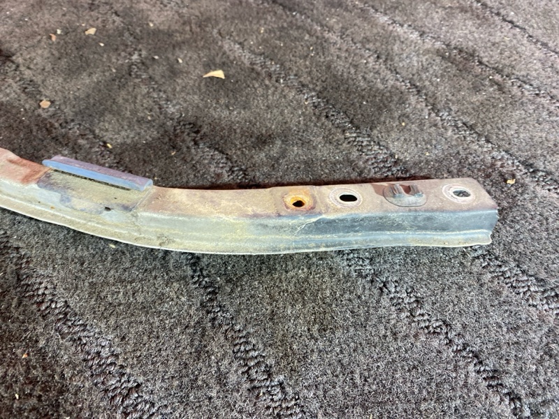 Планка под фару, 2400 рублей, Солонцы