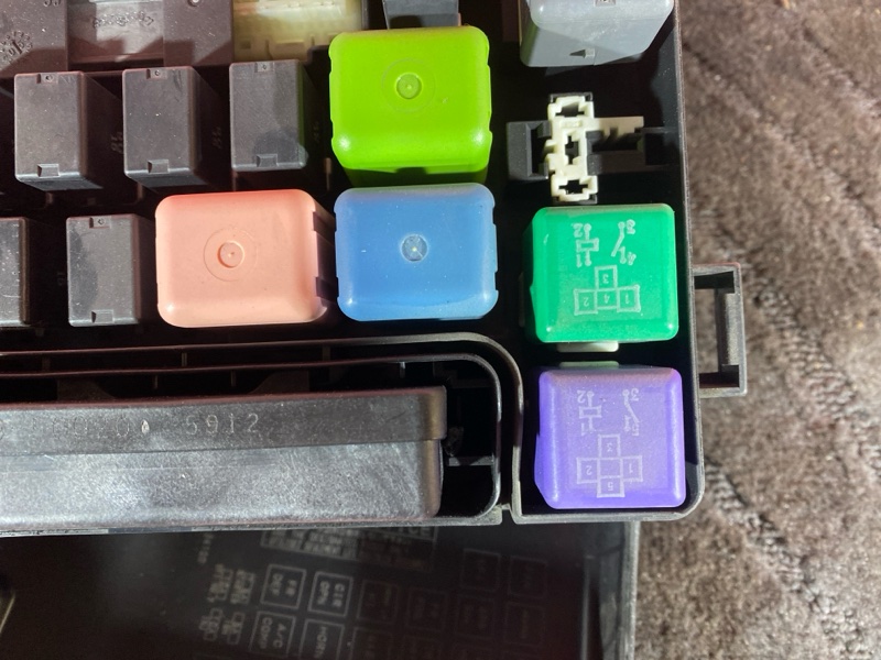 Блок реле и предохранителей, 2400 рублей, Солонцы