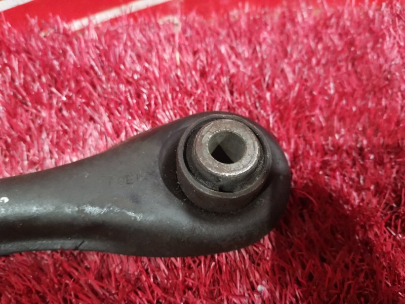 Рычаг подвески нижний, 500 рублей, Солонцы