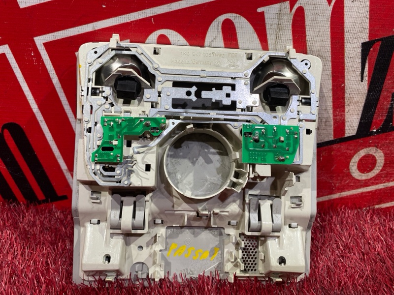 Плафон (подсветка салона), 2000 рублей, Солонцы