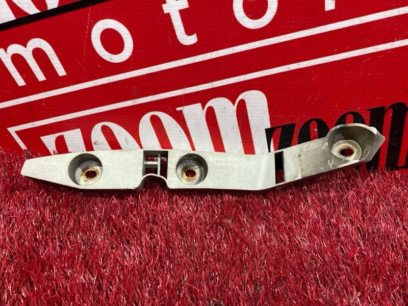 Кронштейн бампера, 1000 рублей, Солонцы