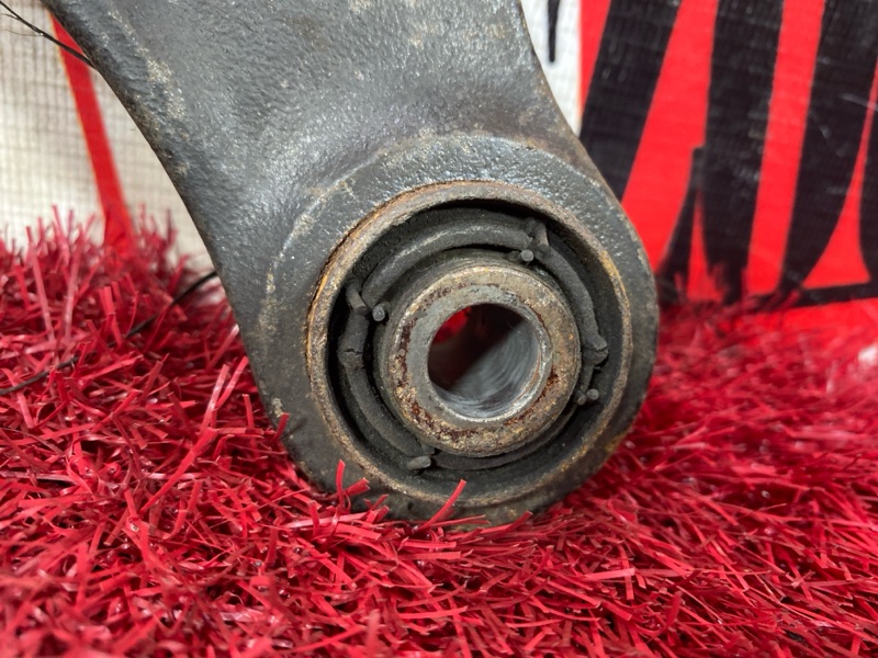 Рычаг подвески верхний, 500 рублей, Солонцы