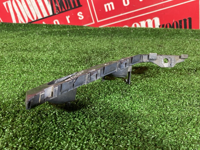 Кронштейн бампера, 1000 рублей, Солонцы