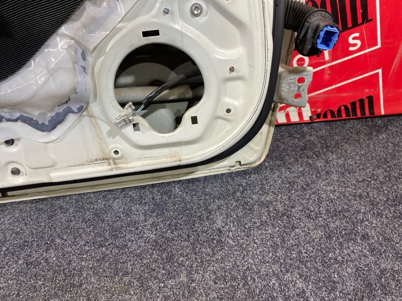 Дверь боковая, 7600 рублей, Солонцы