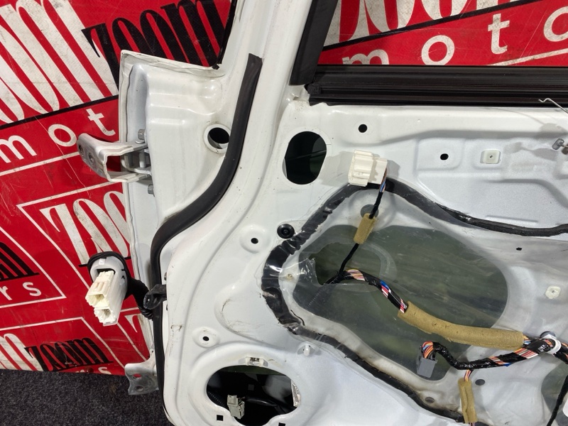 Дверь боковая, 13300 рублей, Солонцы