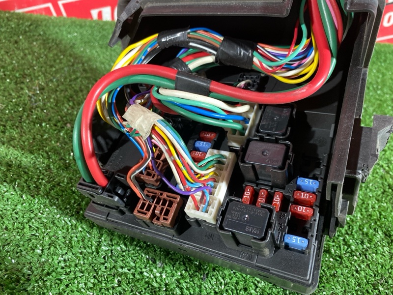 Блок реле и предохранителей, 1600 рублей, Солонцы