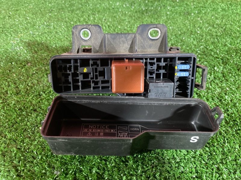 Блок реле и предохранителей, 500 рублей, Солонцы