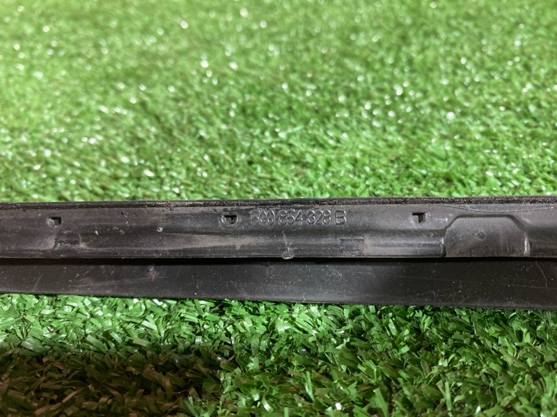 Молдинг лобового стекла, 3400 рублей, Солонцы