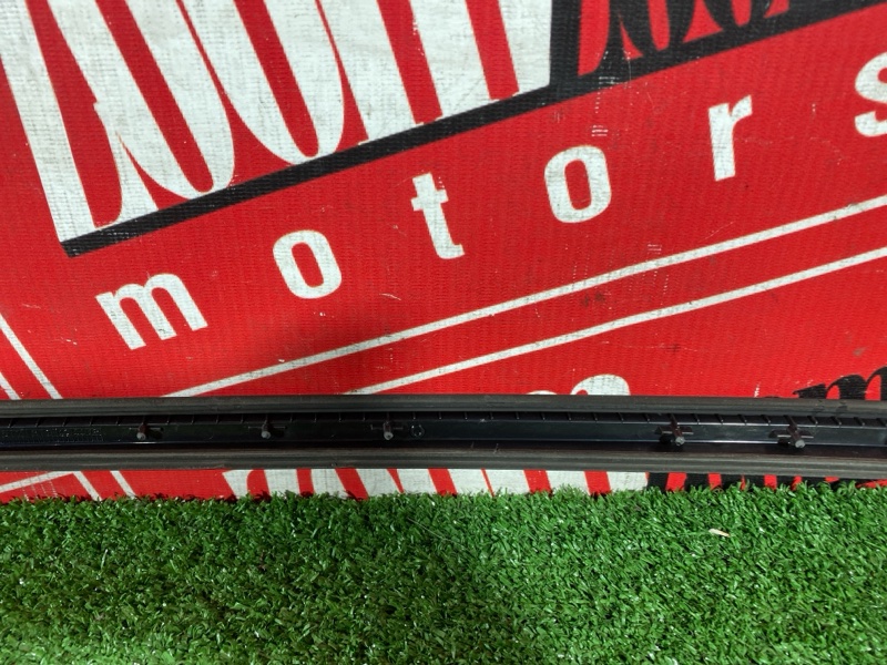 Молдинг лобового стекла, 1800 рублей, Солонцы