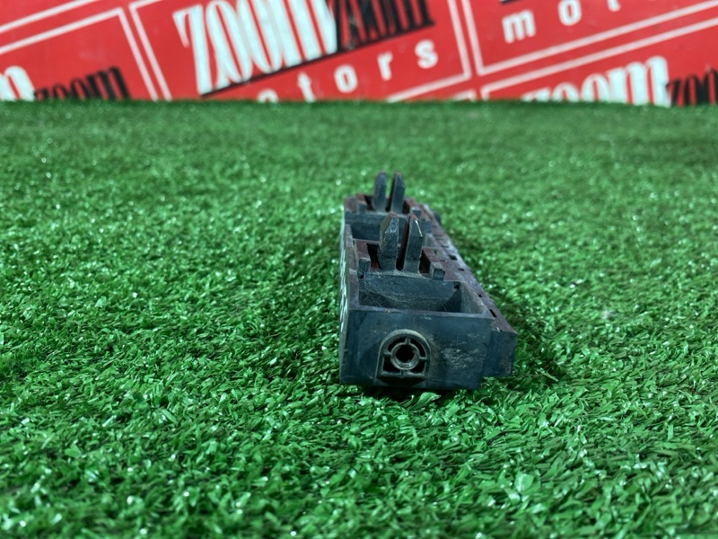 Кронштейн бампера, 1000 рублей, Солонцы