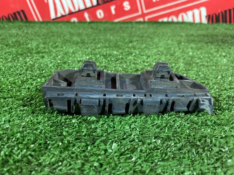 Кронштейн бампера, 1000 рублей, Солонцы