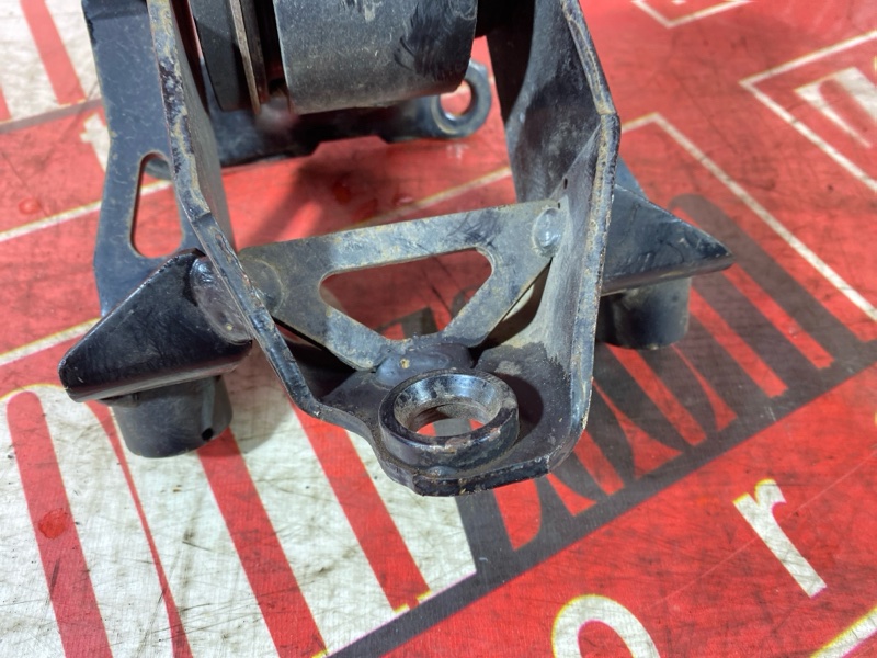 Подушка двигателя, 2000 рублей, Солонцы