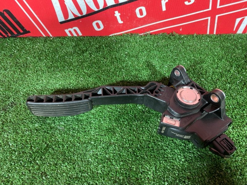 Педаль газа, 500 рублей, Солонцы