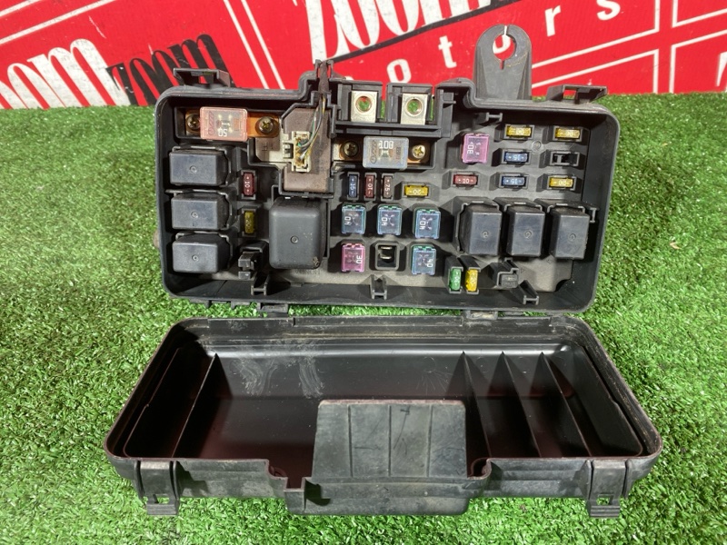 Блок реле и предохранителей, 700 рублей, Солонцы