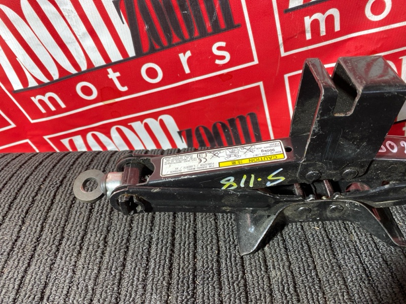 Домкрат, 2600 рублей, Солонцы