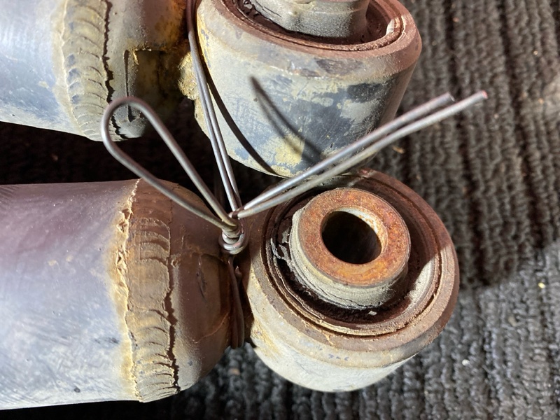 Стойка подвески, 1500 рублей, Солонцы