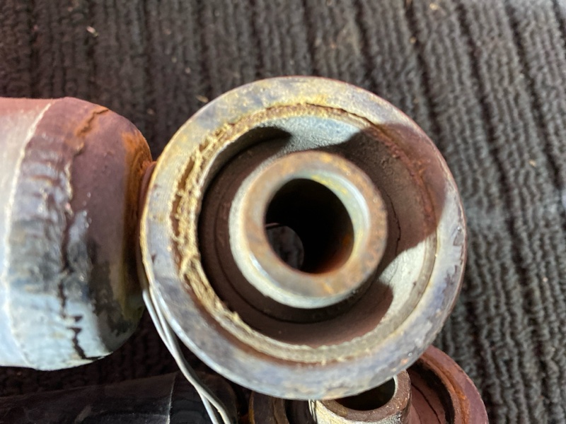 Стойка подвески, 2400 рублей, Солонцы