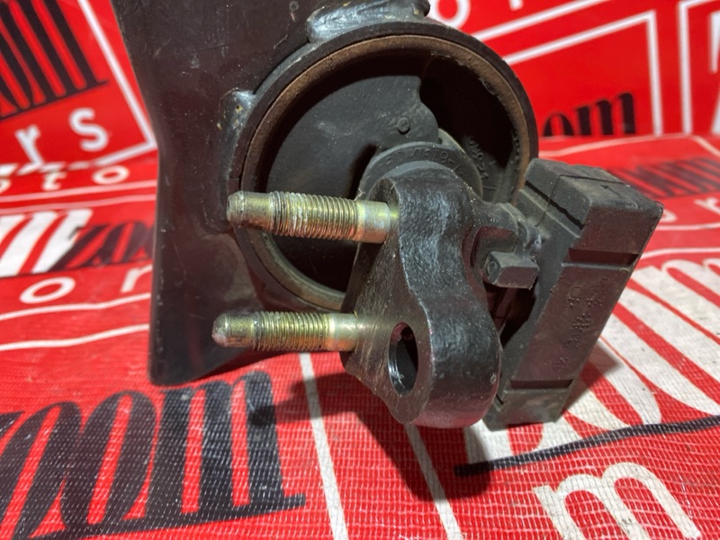 Подушка двигателя, 6000 рублей, Солонцы