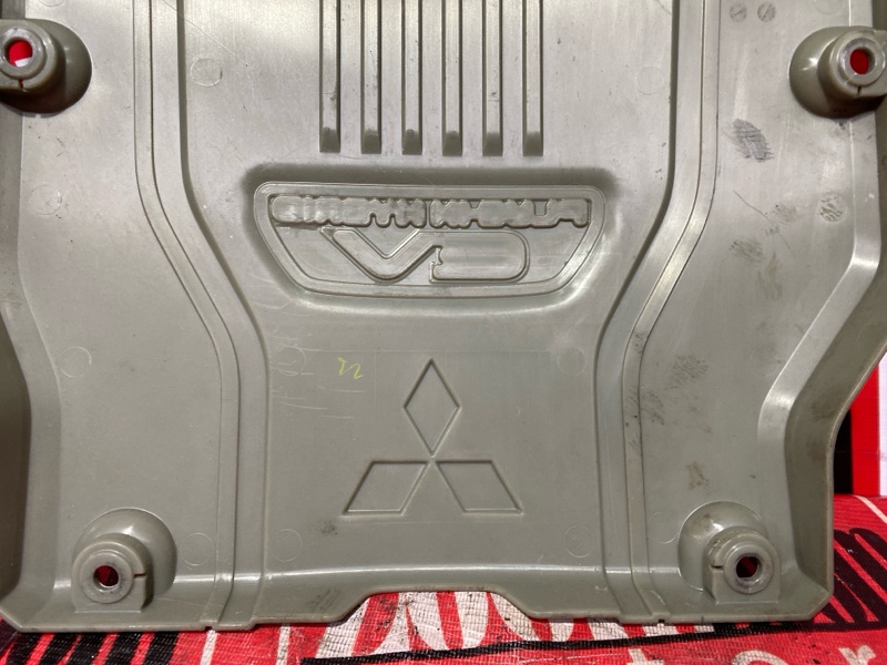 Крышка на двигатель декоративная, 500 рублей, Солонцы