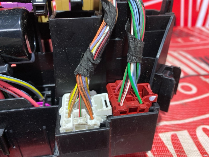 Блок реле и предохранителей, 1000 рублей, Солонцы