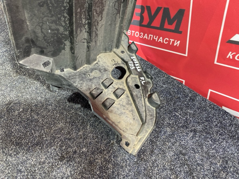 Подкрылок, 3500 рублей, Красноярск