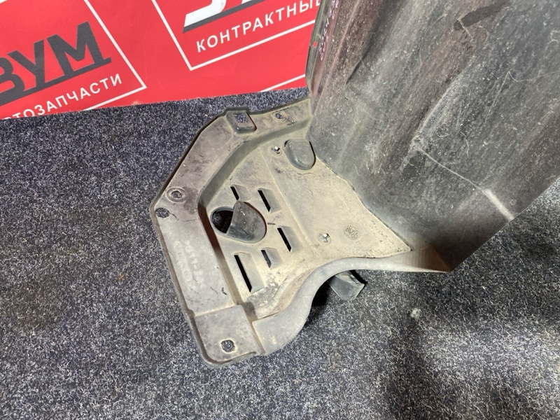 Подкрылок, 5000 рублей, Красноярск