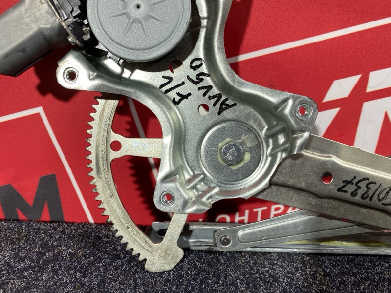 Стеклоподъемник, 6200 рублей, Солонцы