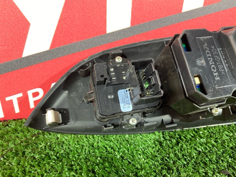 Блок управления стеклоподъемниками, 2000 рублей, Солонцы