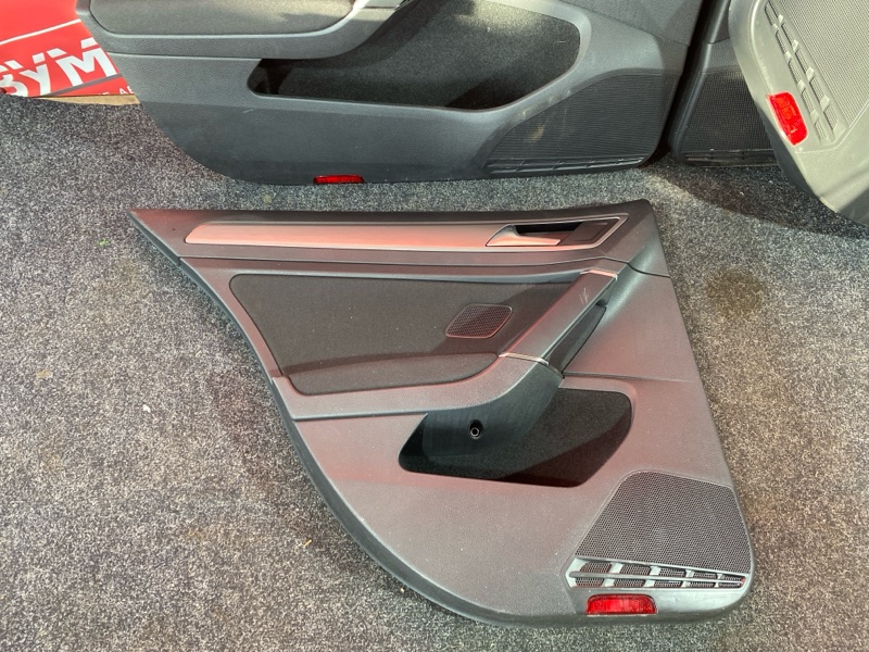 Обшивка двери, 9000 рублей, Солонцы