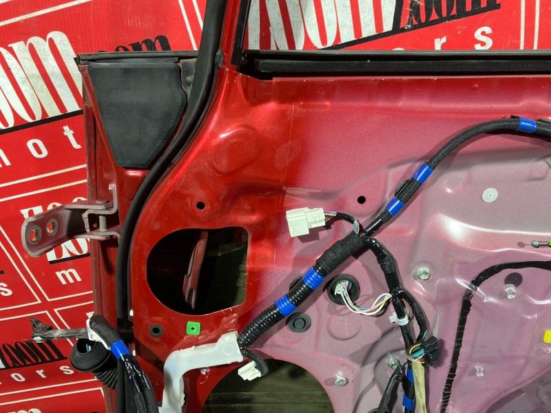 Дверь боковая, 15000 рублей, Солонцы