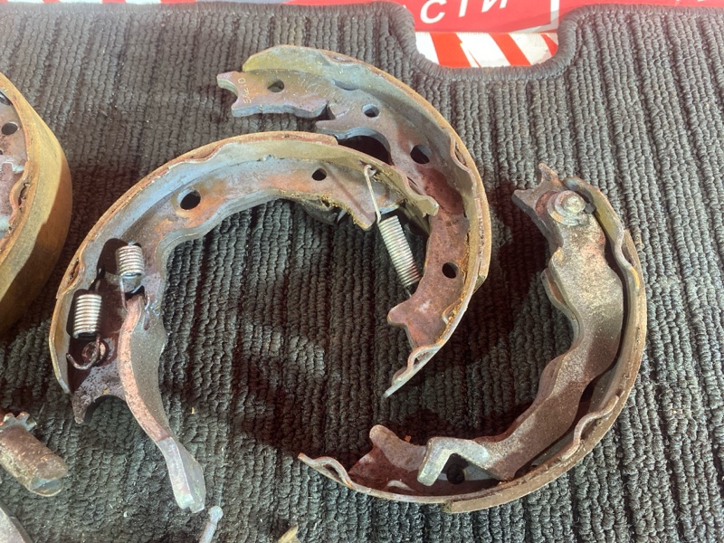 Колодки тормозные, 1500 рублей, Солонцы