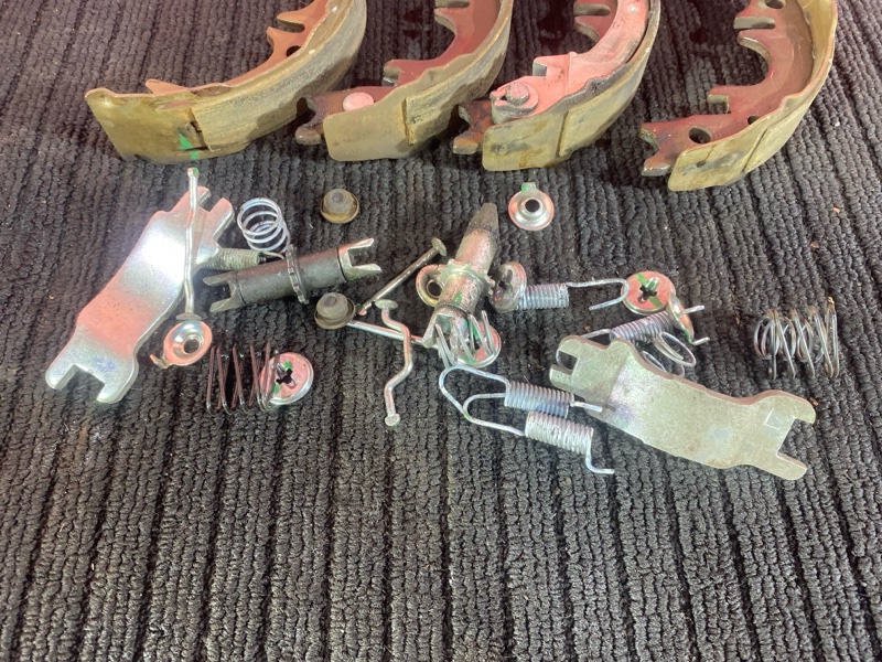 Колодки тормозные, 1500 рублей, Солонцы