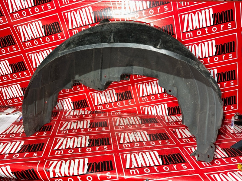 Подкрылок, 1000 рублей, Красноярск