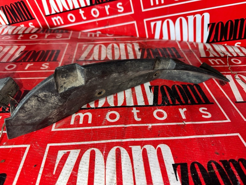 Подкрылок, 600 рублей, Красноярск