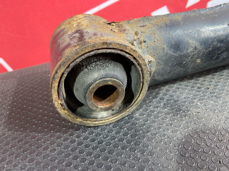 Рычаг подвески нижний, 500 рублей, Солонцы