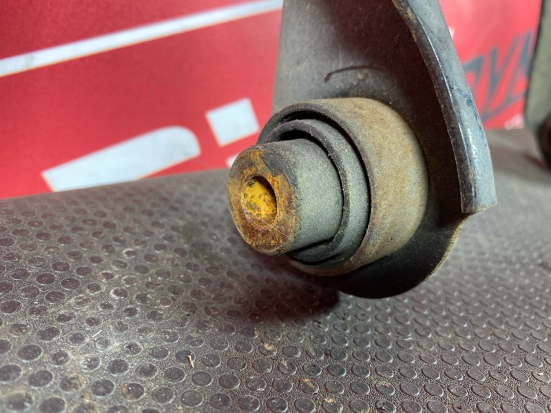 Рычаг подвески верхний, 1000 рублей, Солонцы