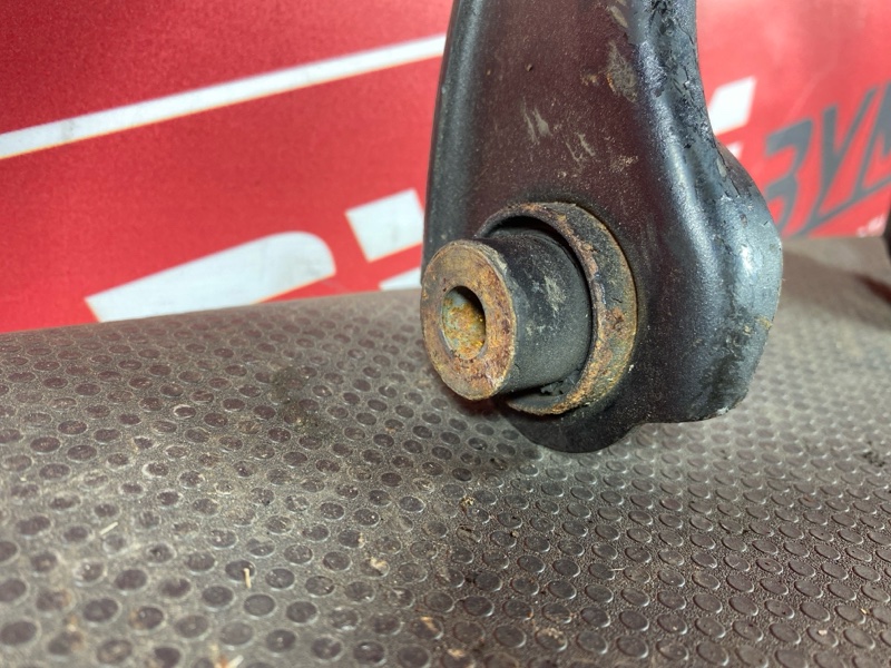 Рычаг подвески верхний, 1900 рублей, Солонцы