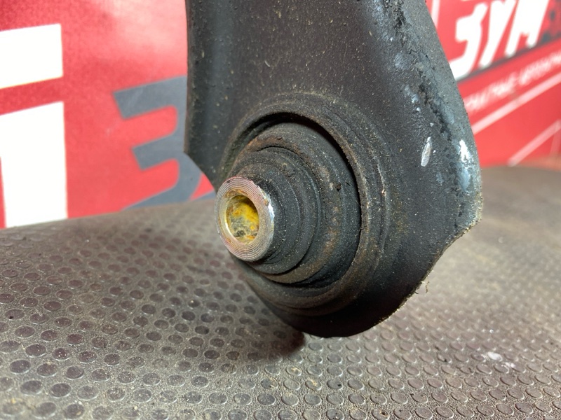 Рычаг подвески верхний, 2300 рублей, Солонцы