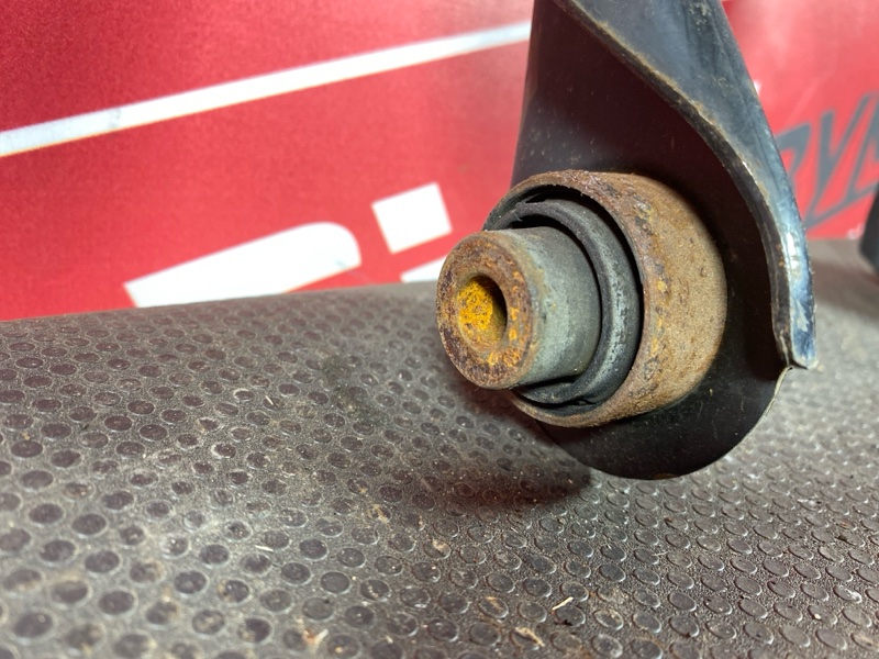 Рычаг подвески верхний, 1200 рублей, Солонцы