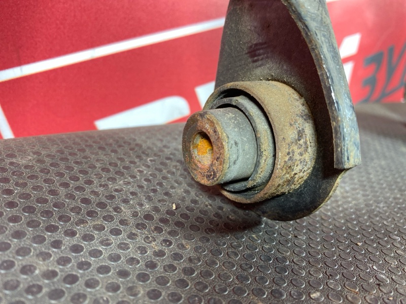 Рычаг подвески верхний, 1000 рублей, Солонцы