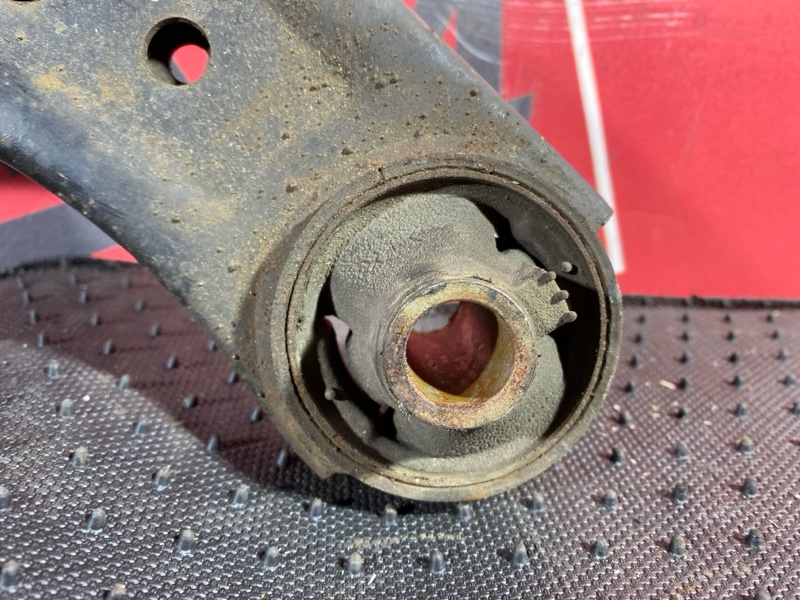 Рычаг подвески нижний, 2500 рублей, Солонцы