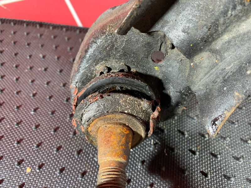 Рычаг подвески нижний, 3000 рублей, Солонцы