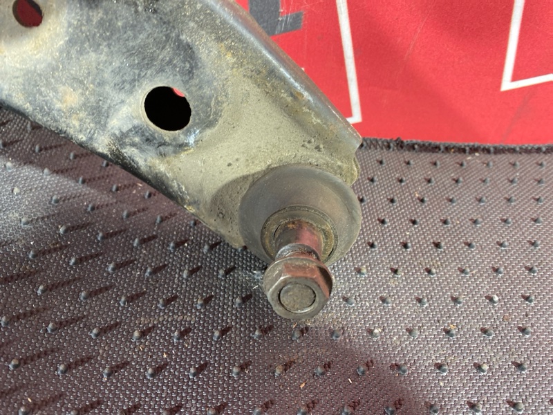 Рычаг подвески нижний, 2500 рублей, Солонцы